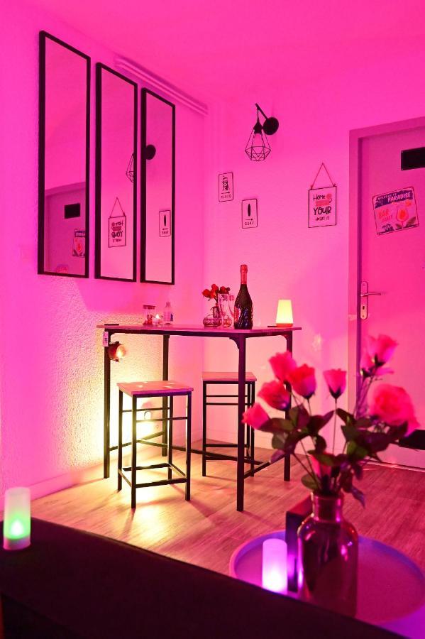 Luxe Sauna Privatif Et Grand Bain Jacuzzi A Deux A Biscarosse Plage Pour Nuit Romantique Avec Decoration Led Et Bougies Бискарос Екстериор снимка