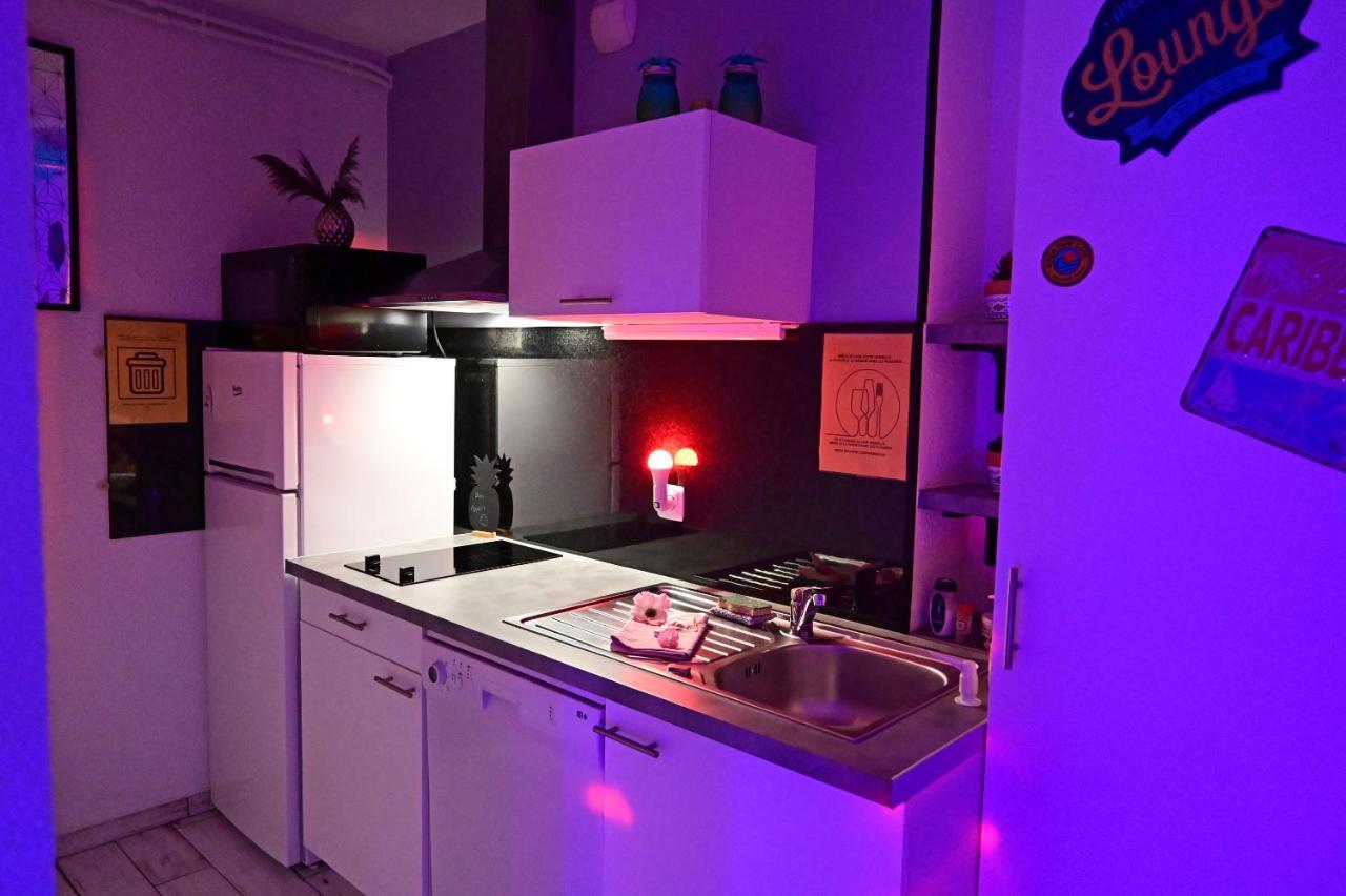 Luxe Sauna Privatif Et Grand Bain Jacuzzi A Deux A Biscarosse Plage Pour Nuit Romantique Avec Decoration Led Et Bougies Бискарос Екстериор снимка