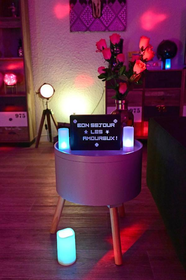 Luxe Sauna Privatif Et Grand Bain Jacuzzi A Deux A Biscarosse Plage Pour Nuit Romantique Avec Decoration Led Et Bougies Бискарос Екстериор снимка